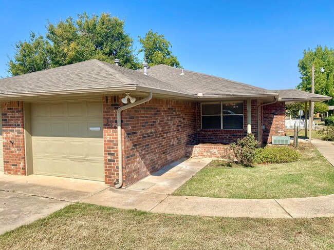 Primary Photo - Quiet 2 Bed, 1 Bath in Edmond