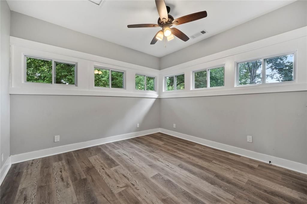 Building Photo - 1126 Briarcliff Pl NE