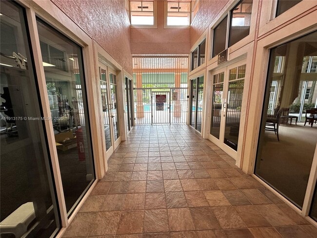 Building Photo - 1200 Town Center Dr