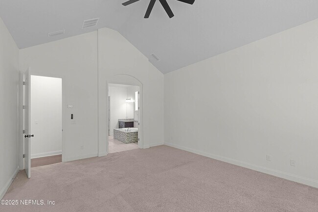 Building Photo - 128 Payasada Oaks Trail