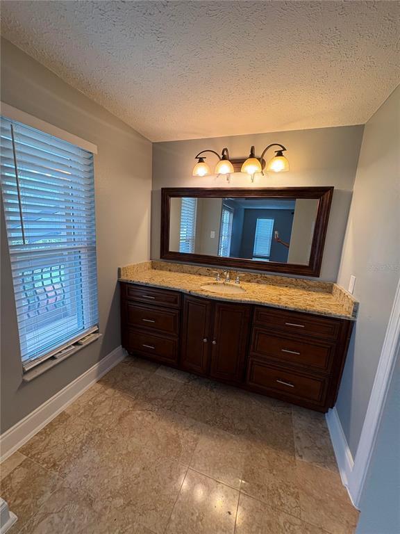 Building Photo - 3904 Sweetleaf Dr