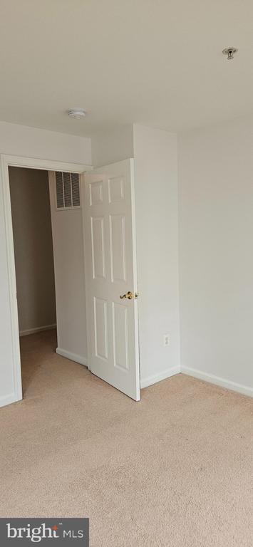 Building Photo - 12332 Rollys Ridge Ave