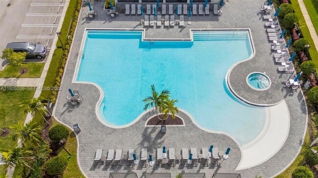 Building Photo - 2652 SE 13th St