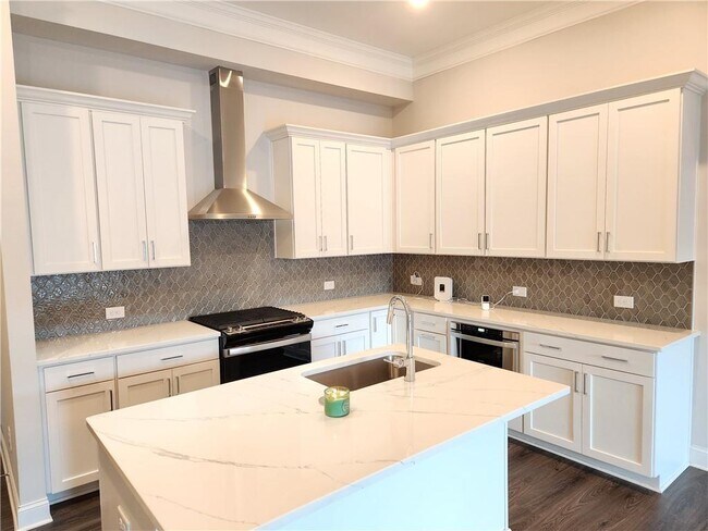 Building Photo - 637 Stickley Oak Way
