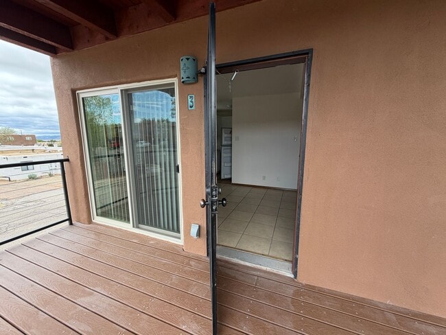 Building Photo - 1307 Rufina Ln