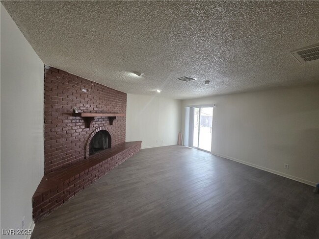 Building Photo - 6232 Blair Way