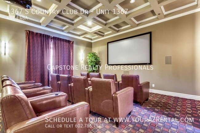 Building Photo - 1367 S Country Club Dr