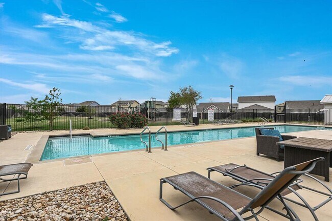 Building Photo - 8607 McKamy Dr