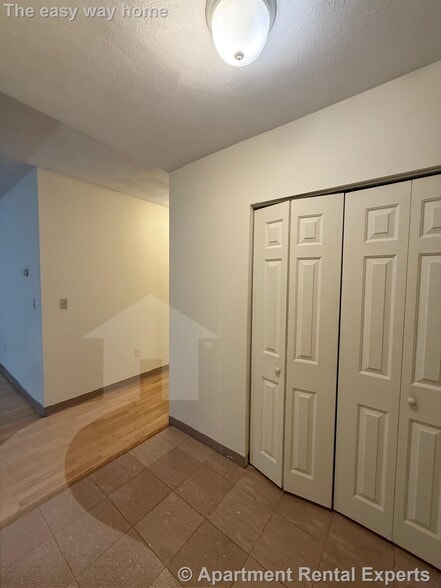 Building Photo - 373 Highland Ave