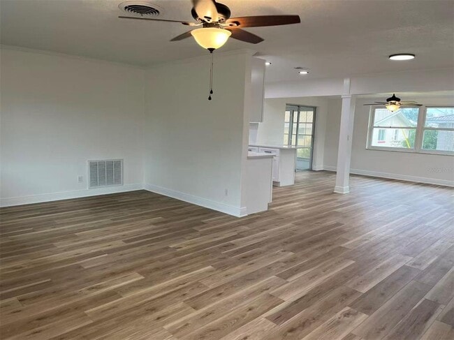 Building Photo - 11093 54th Ave N