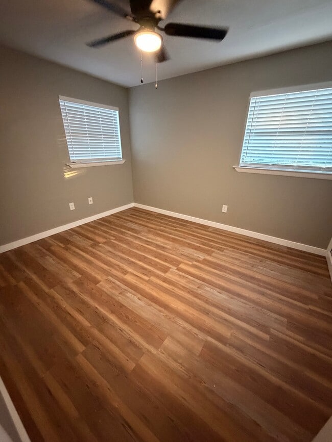 Building Photo - 2530 Baylor Ave