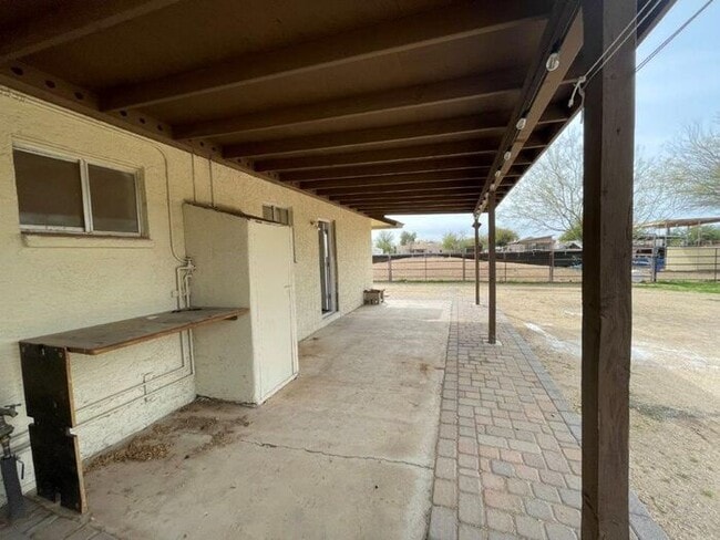 Building Photo - 36444 N 10th St
