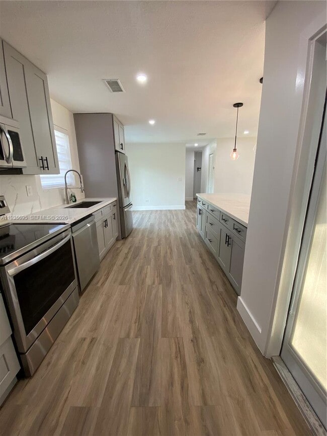 Building Photo - 6829 NW 12th St