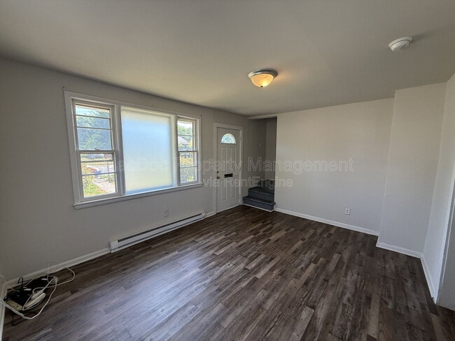 Building Photo - 1500 Airport Ave