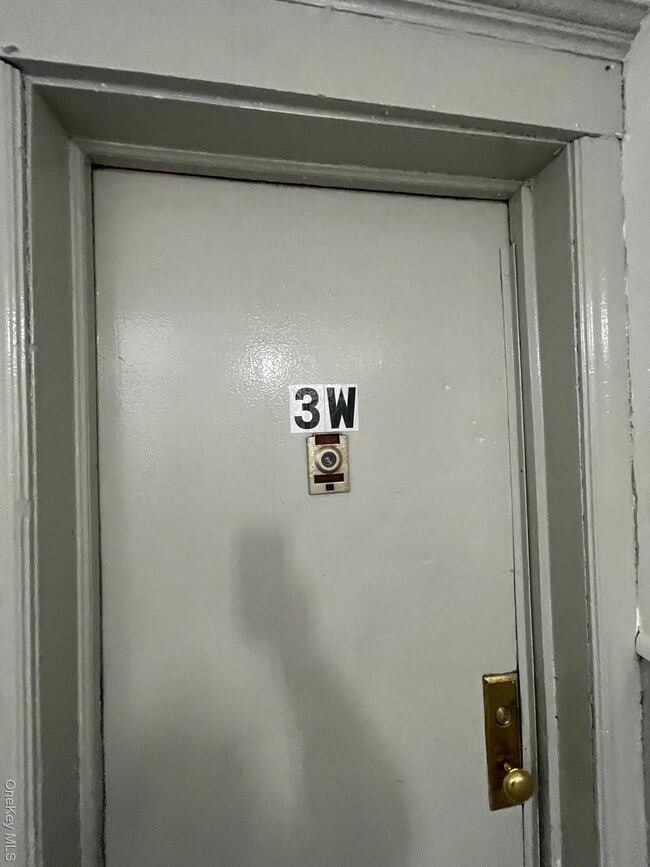 Building Photo - 125 Yonkers Ave