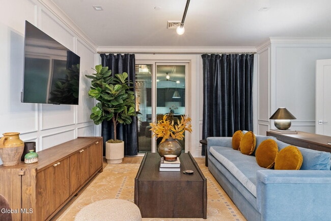 Building Photo - 19 Washington St