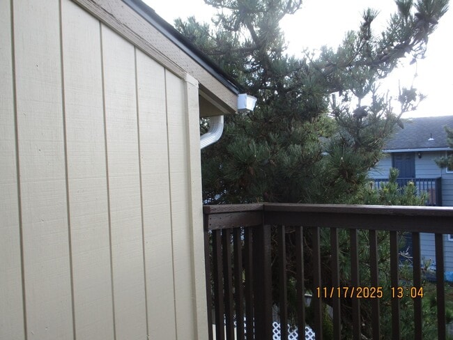 Building Photo - 1128 Ruby Ct