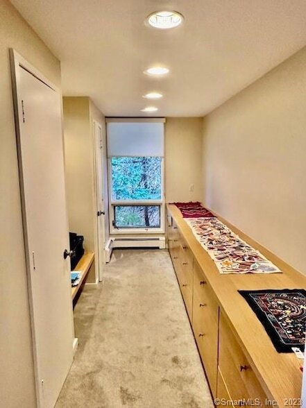 Building Photo - 71 High Point Rd