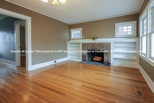 Building Photo - 4626 NE 29th Ave