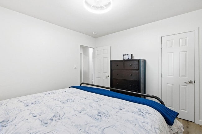 Building Photo - 1135 Florida St