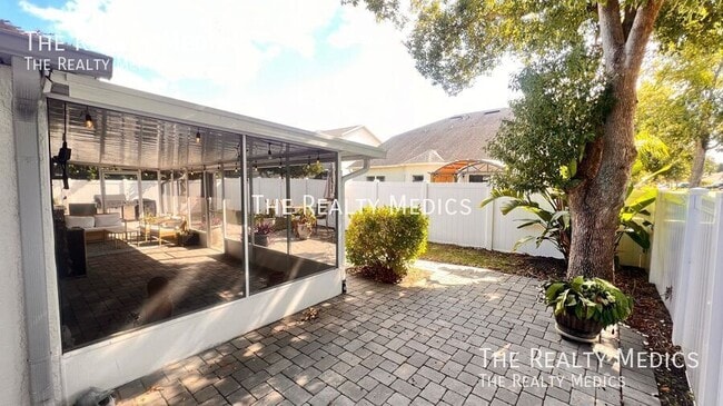 Building Photo - 2132 Falkner Rd