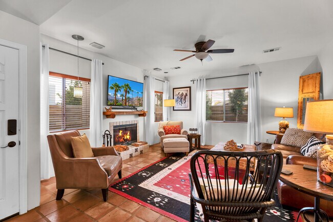Building Photo - 52420 Avenida Juarez