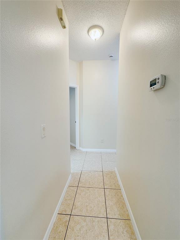 Building Photo - 4932 Bellthorn Dr