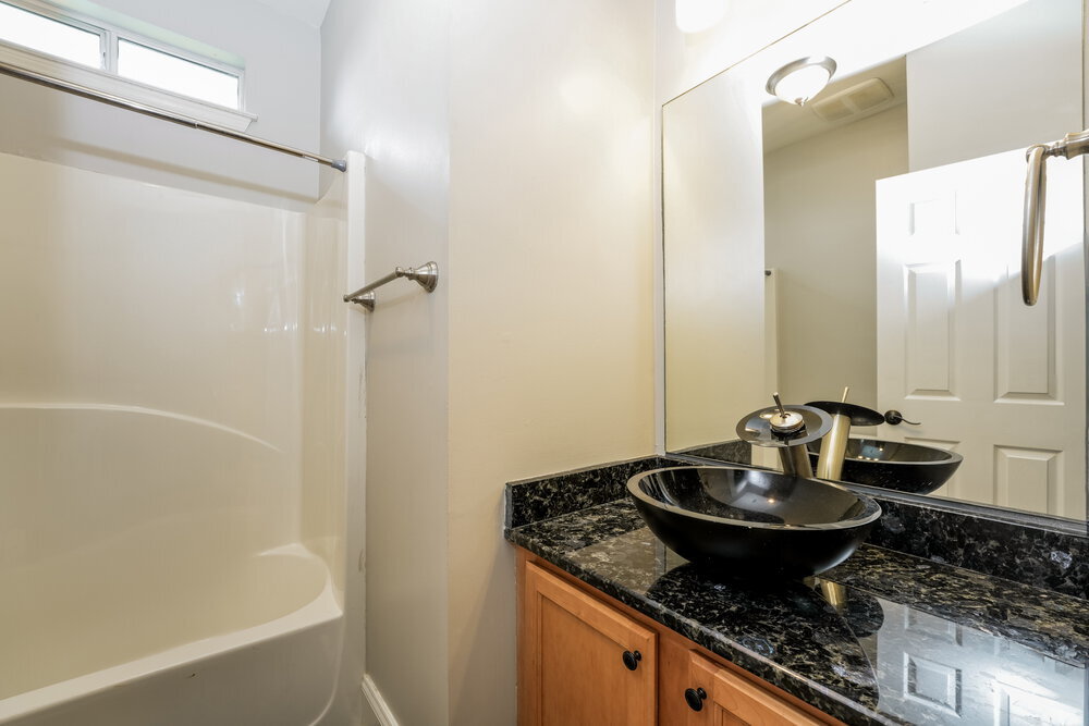 Building Photo - 605 Brookwater Dr