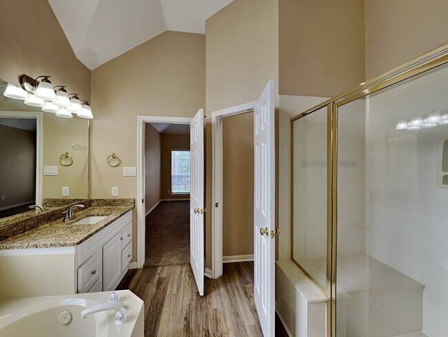 Building Photo - 3831 Princeton Park Ct