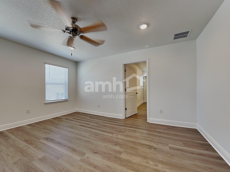 Building Photo - 6689 Atlantic Bch Ave