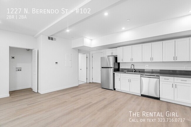 Building Photo - 1227 N Berendo St