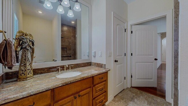 Building Photo - 313 Winding Brook Dr
