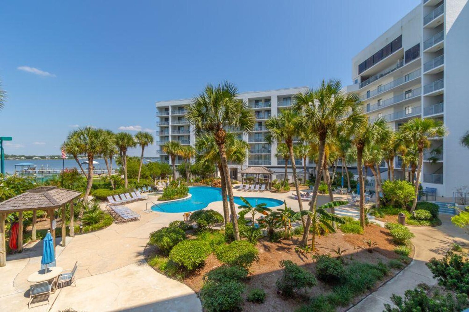 Building Photo - 1832 W Beach Blvd