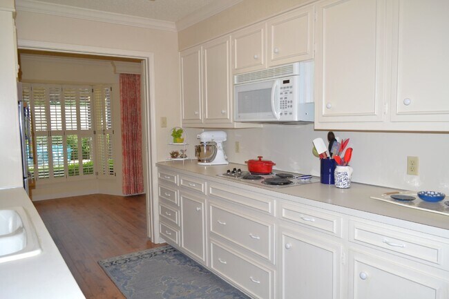 Building Photo - Charming 2 Bed, 2 Bath Home in Waco - Perf...