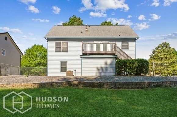 Building Photo - SELF TOUR NOW! - 2650 Green Meadow Ln NE, ...