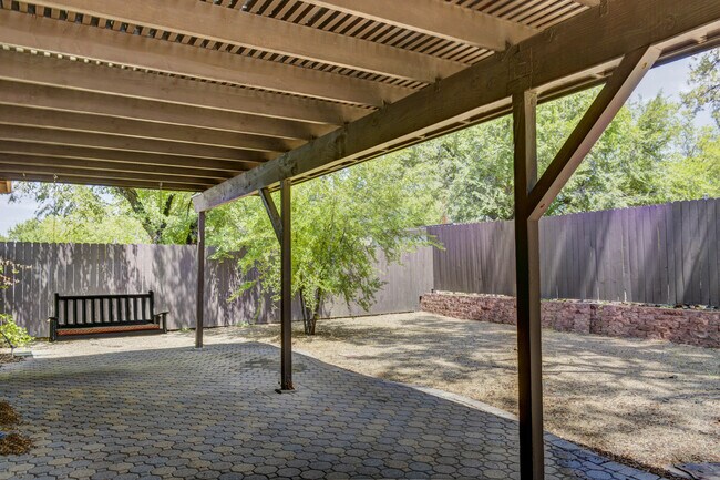 Building Photo - Home for Rent in Prescott!  - Alley Parking