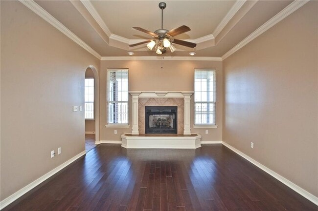 Building Photo - 3004 SW Camden Dr