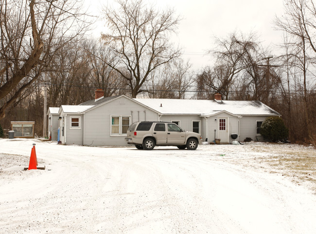 Building Photo - 7575-7585 Jackson Rd
