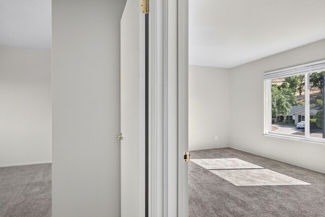 Building Photo - Northgate Beauty with Newly Landscaped Backyard, Top-Rated Schools & Prime Walnut Creek Location!