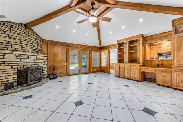 Building Photo - 1038 Trophy Club Dr