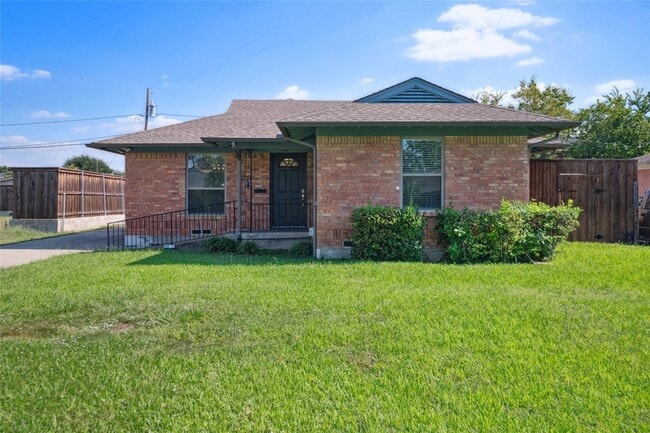 Building Photo - 9982 Chireno St