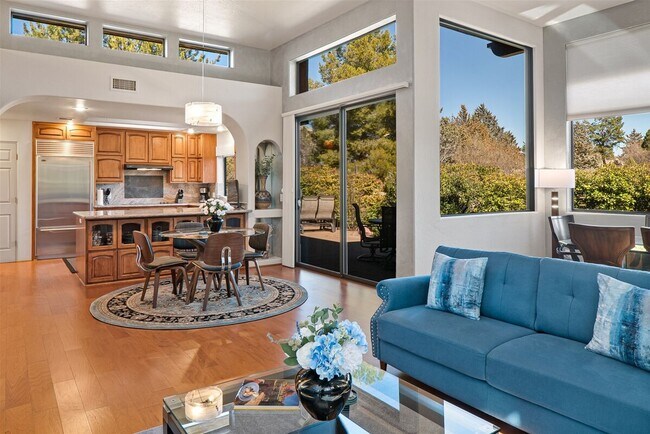 Building Photo - 160 Arroyo Seco Dr
