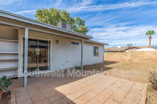 Building Photo - 4744 E Camino St