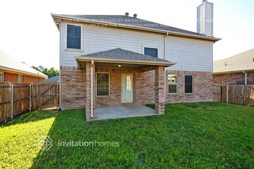 Building Photo - 2206 Brandy Dr