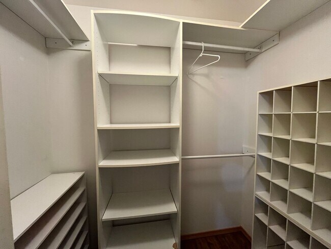 Building Photo - 3 Bed, 2 Bath Sudden Valley Home with Natu...