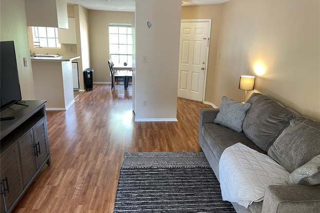 Building Photo - 8756 Mallard Reserve Dr