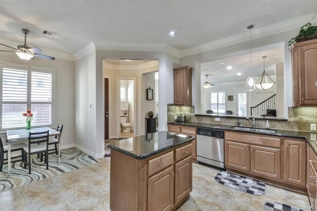 Building Photo - WestChase Fully Furnished Townhome