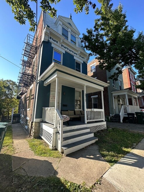 Building Photo - 2317 Flora St