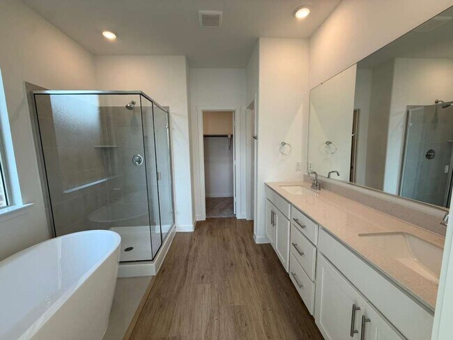 Building Photo - This beautifully designed Garnet floorplan by Lennar offers a functional single-story layout with...