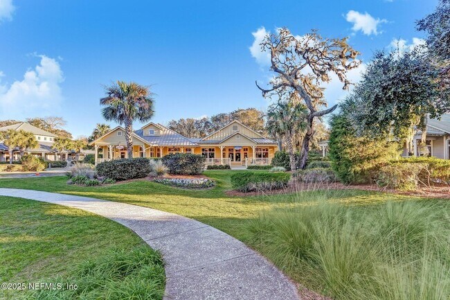 Building Photo - 426 Beachside Pl